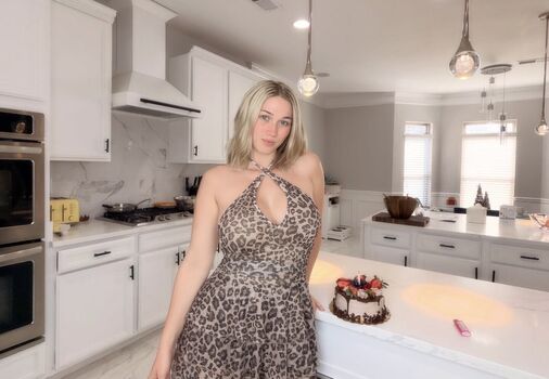 Full leaked Spencer nicks private photo