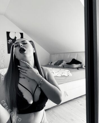 Full leaked Sphxia private photo