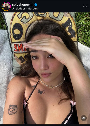 Full leaked Spicy honey private photo