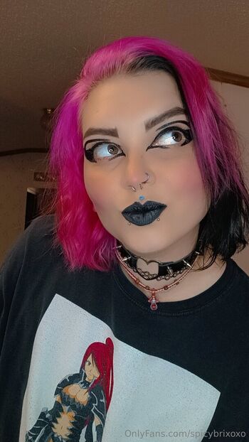 Full leaked Spicybrixoxo private photo
