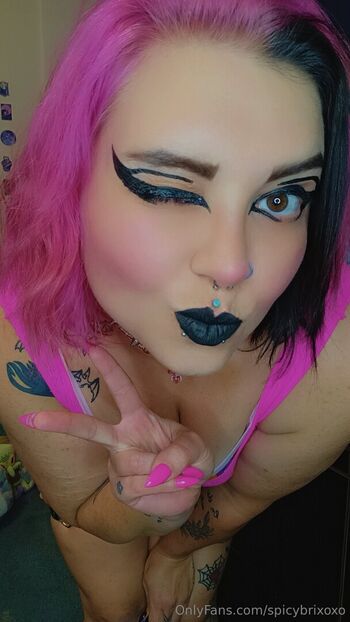 Full leaked Spicybrixoxo private photo