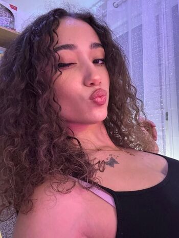 Full leaked Spicyhoney private photo