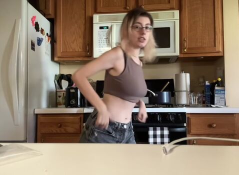 Full leaked Splishbie private photo