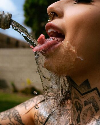 Full leaked Split tongue bri  page private photo