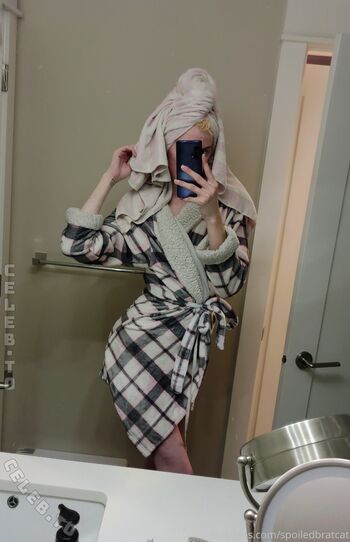 Full leaked Spoiledbratcat page private photo
