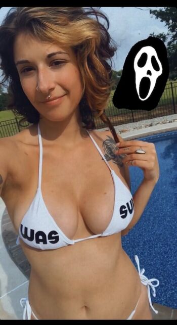 Full leaked Spookybitch private photo