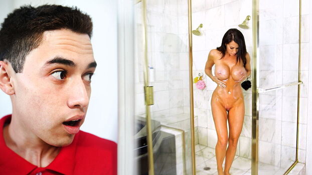 Full leaked Spy shower private photo