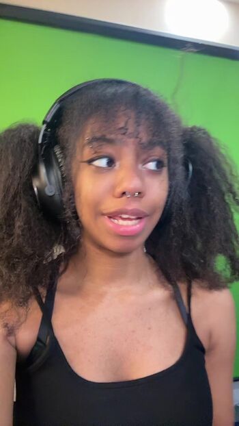 Full leaked Squidamii private photo