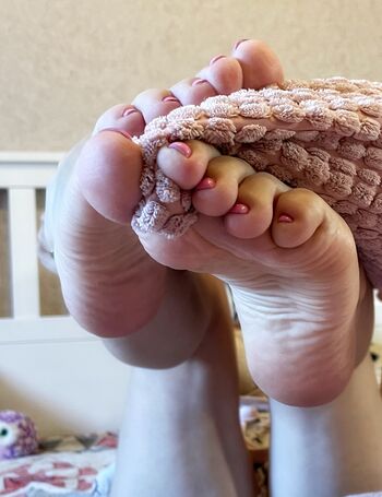 Full leaked Squirrel paws private photo