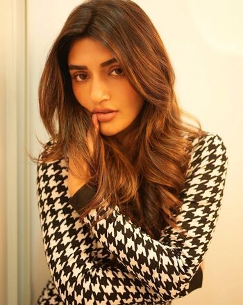 Full leaked Sree leela private photo