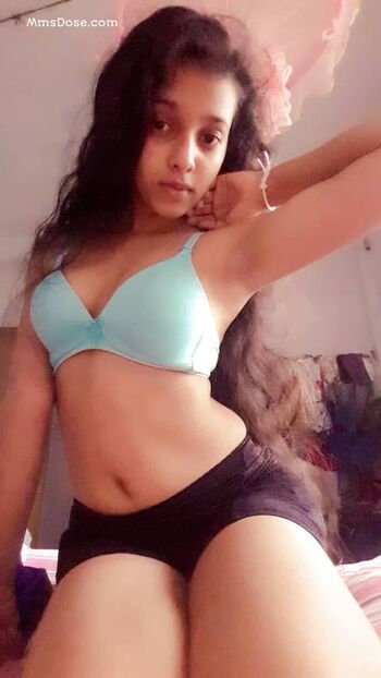 Full leaked Sri lanka private photo