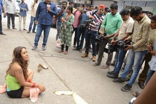 Full leaked Sri reddy private photo