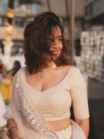 Full leaked Srishti rindani private photo