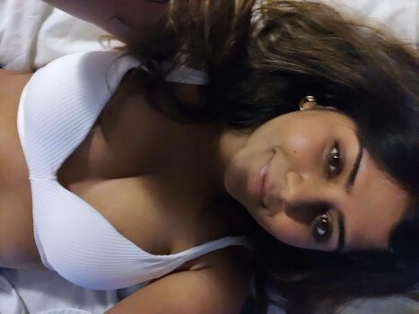 Full leaked Srishti sharma page private photo