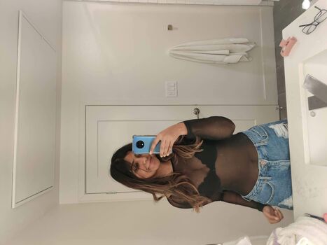 Full leaked Srishti sharma page private photo