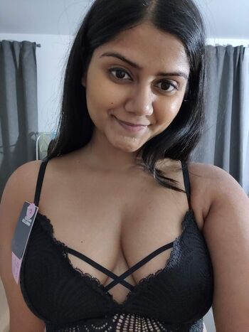 Full leaked Srishti sharma private photo