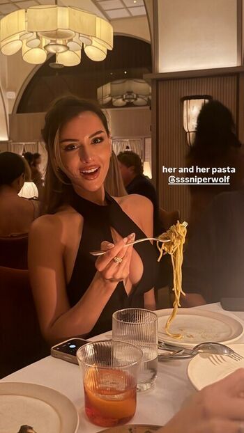Full leaked Sssniperwolf private photo