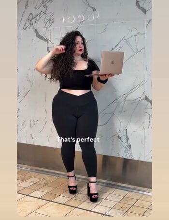 Full leaked Startwithannah private photo