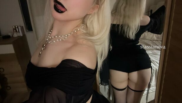 Full leaked Stassianova private photo