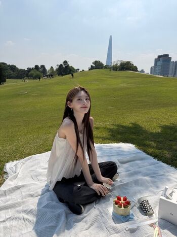 Full leaked Stayc private photo
