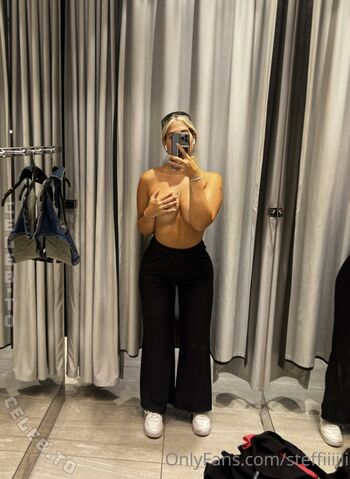 Full leaked Stefanie emig private photo