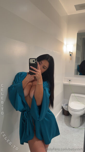Full leaked Stefanie gurzanski private photo