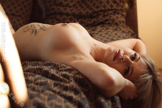 Full leaked Stefanie x private photo