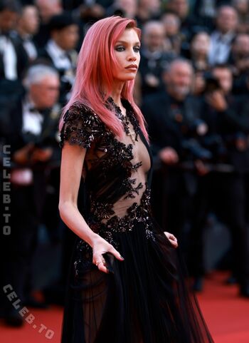 Full leaked Stella maxwell private photo
