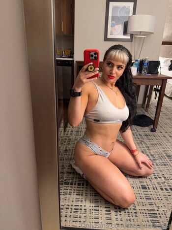 Full leaked Steph de lander private photo