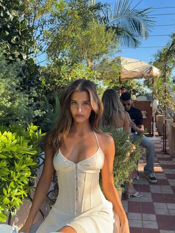 Full leaked Steph mandich page private photo