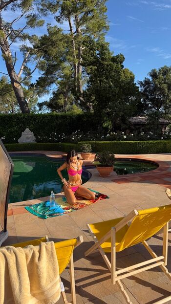 Full leaked Steph mandich page private photo
