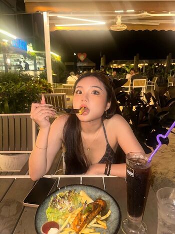 Full leaked Stephanie chua page private photo