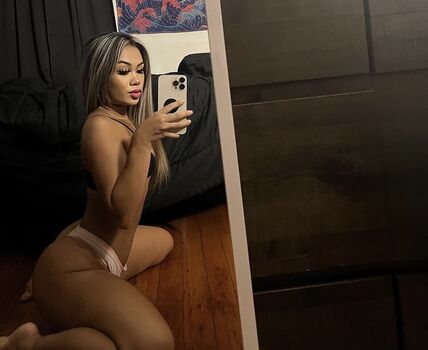 Full leaked Stephaniee dior private photo