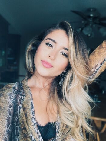Full leaked Stephanierego private photo