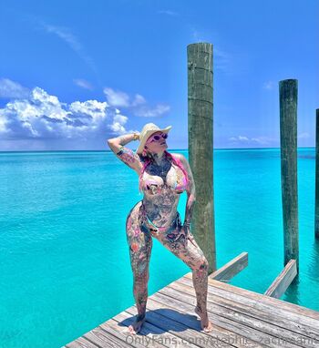 Full leaked Stephiexo private photo