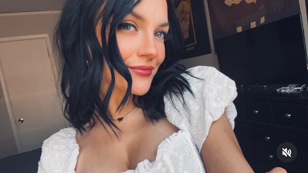 Full leaked Stilll cold private photo
