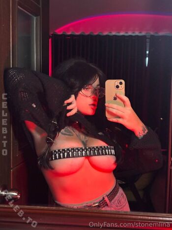 Full leaked Stonemlina page private photo