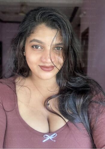 Full leaked Storiesofsara private photo
