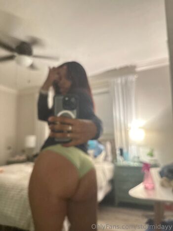 Full leaked Stormidayy page private photo