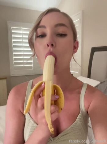 Full leaked Stpeach private photo