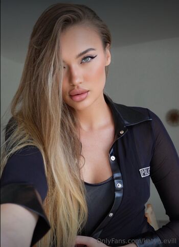 Full leaked Strapwoman private photo