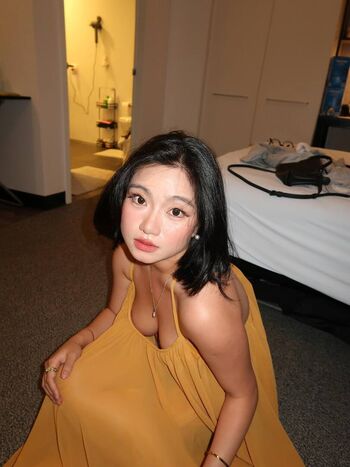 Full leaked Strawbeary th private photo