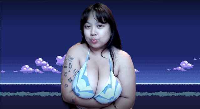 Full leaked Strawboari private photo
