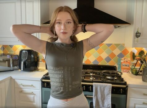Full leaked Strawbz private photo