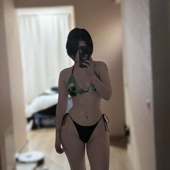 Full leaked Su ga r ik private photo