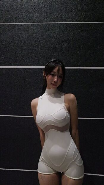 Full leaked Alexa chung/ private photo