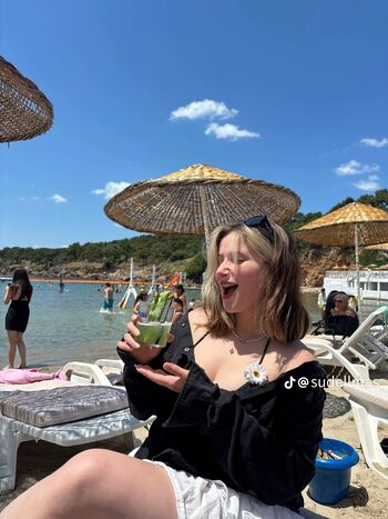 Full leaked Sude elmas page private photo