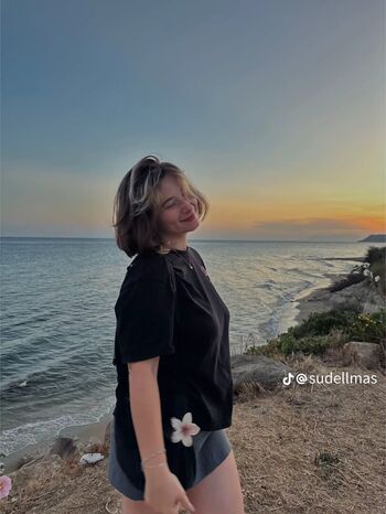 Full leaked Sude elmas page private photo