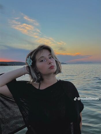Full leaked Sude elmas private photo