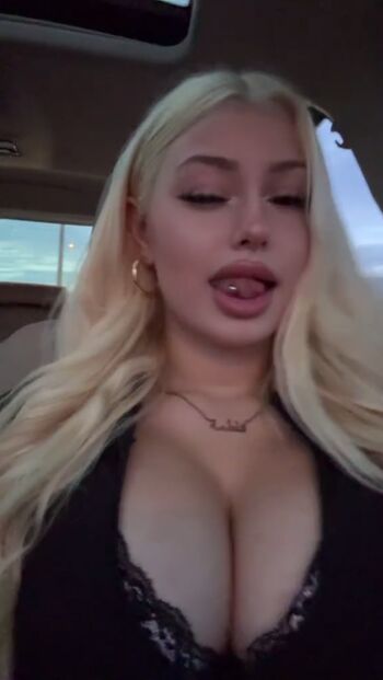 Full leaked Sudemathers private photo